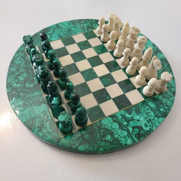 Malachite Chess Board & Pieces Hand Carved Made in Africa 9 Inches - Picture 3 of 8
